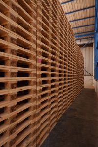 Pilihan Tepat Menggunakan Pallet EPAL untuk Ekspor di Singapura