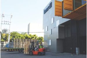 jasa logistik adalah