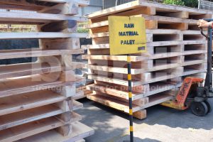 material pallet kayu